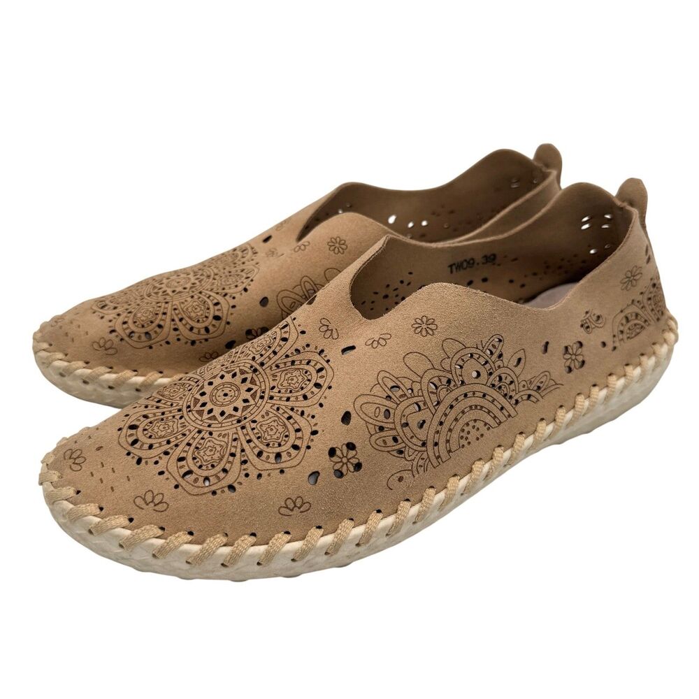 Bernie Mev Women's Tan Suede Laser Cut Paisley Slip On Shoes Flats Boho Size 8.5